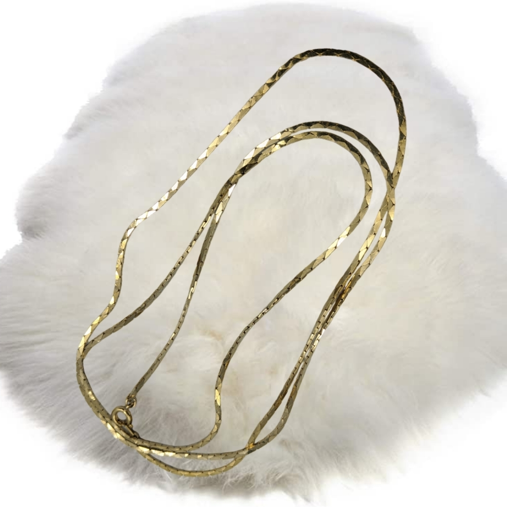 Long Gold Tone Fashion Necklace. NWOT